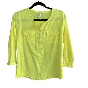Grand & Greene Bright Yellow Casual 1/2 Button Popover  Top Size Small